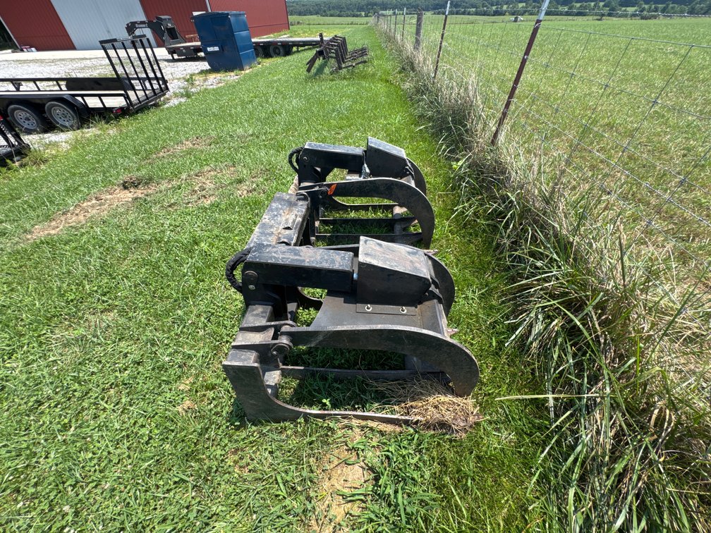 Oconee 72” Quick Attach Brush Grapple