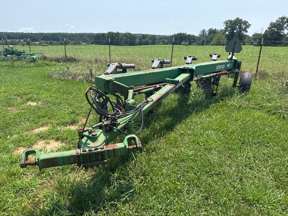 John Deere 2810 4 Bottom Plow