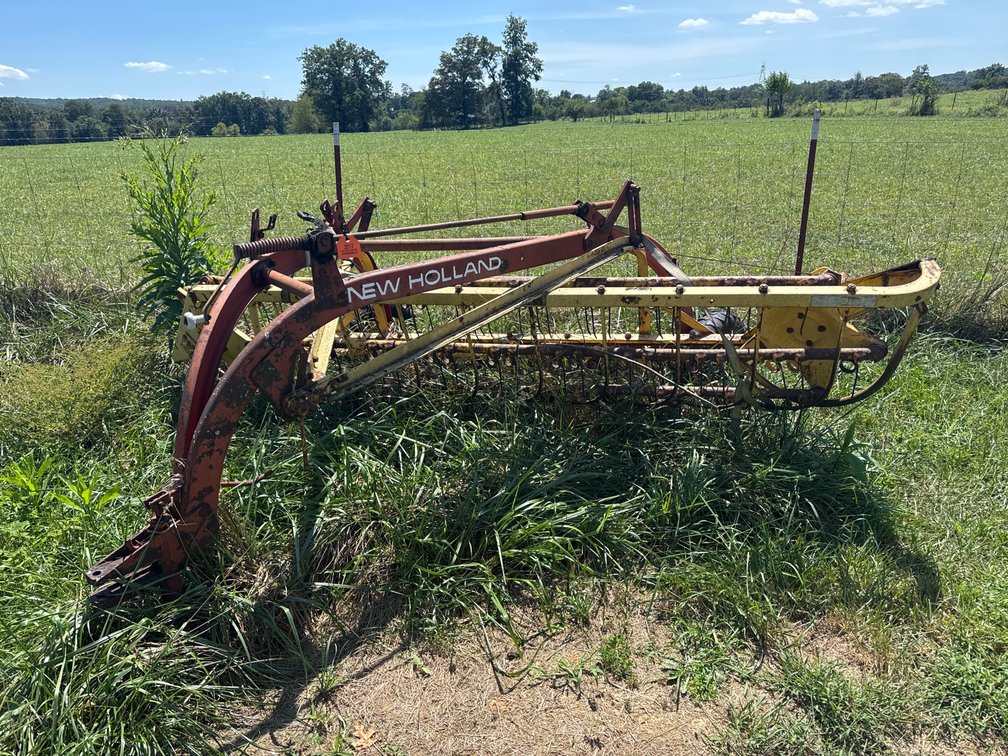 New Holland Roll Bar 256 Rake