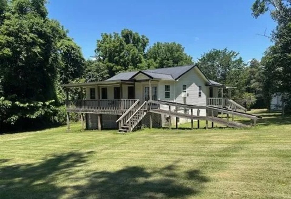 194 Patton Ln Pikeville TN 37367