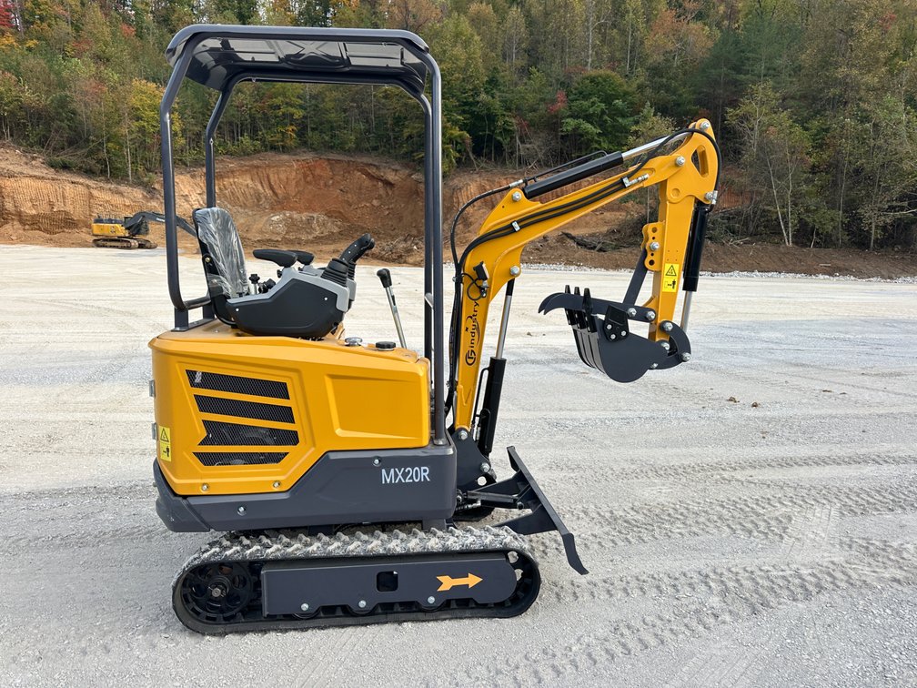 New AGT MX20R mini excavator
