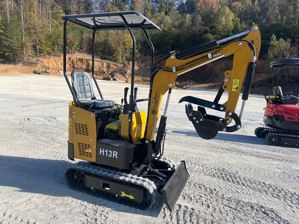 New AGT H13R mini excavator