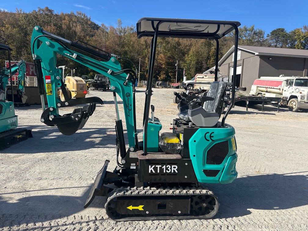 New AGT KT13R mini excavator
