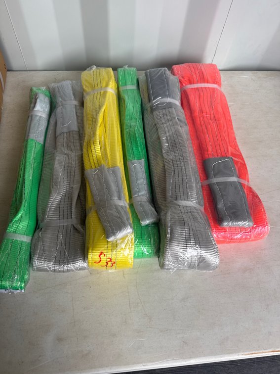 Six assorted lifting slings