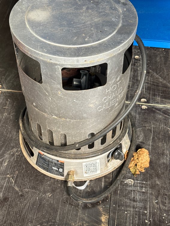 Propane space heater with regulator
