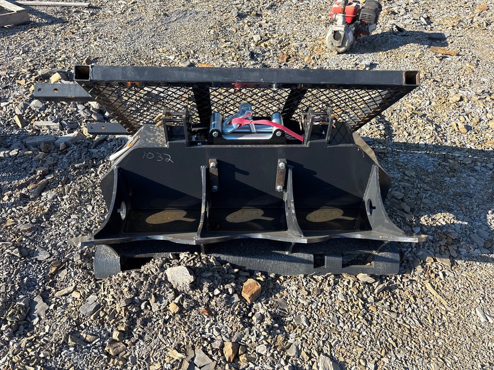 Logging attachment With winch