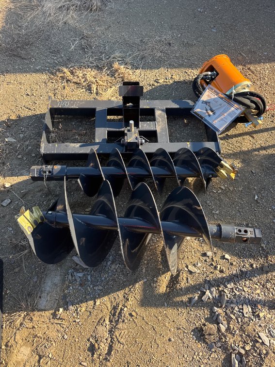 Skid steer quick attach auger with two bits 16 inch and 12 inch