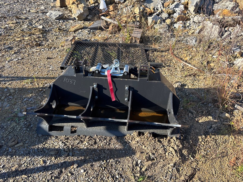 Logging attachment with winch