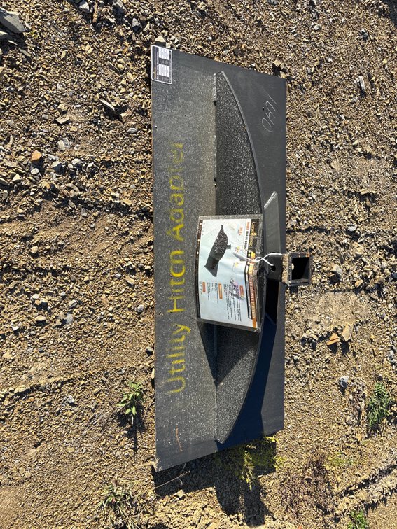 Quick attach Hitch adapter