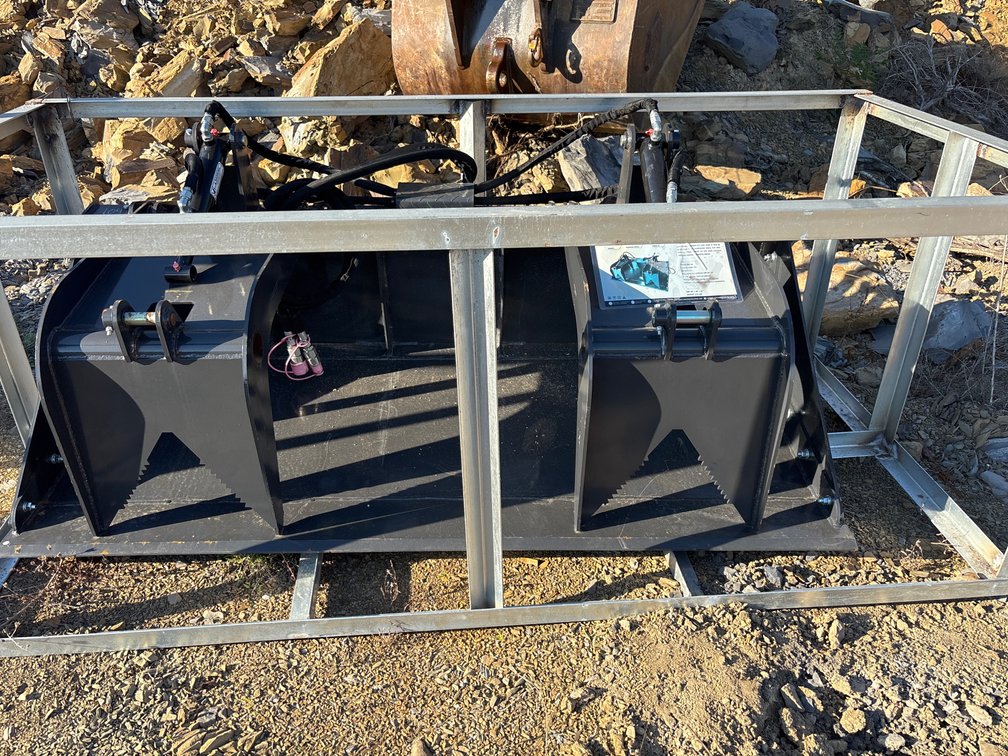72 inch grapple bucket