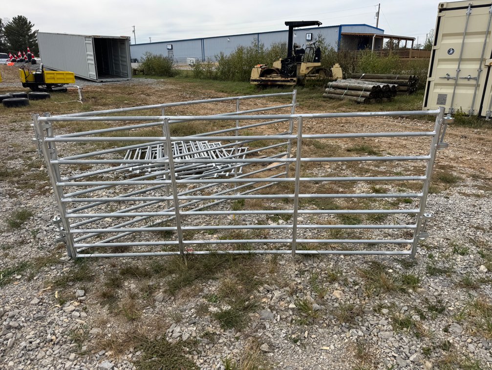 8ft galvanized goat panel with pins