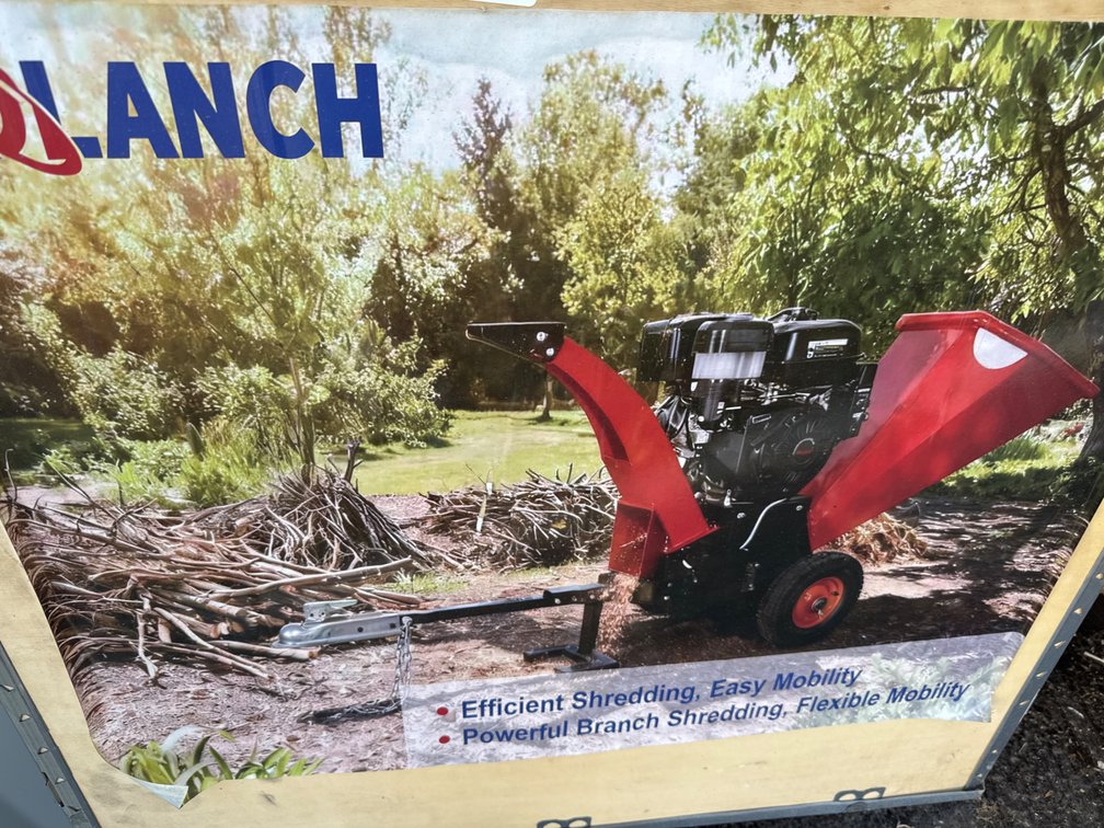 SD Launch gasoline wood chipper