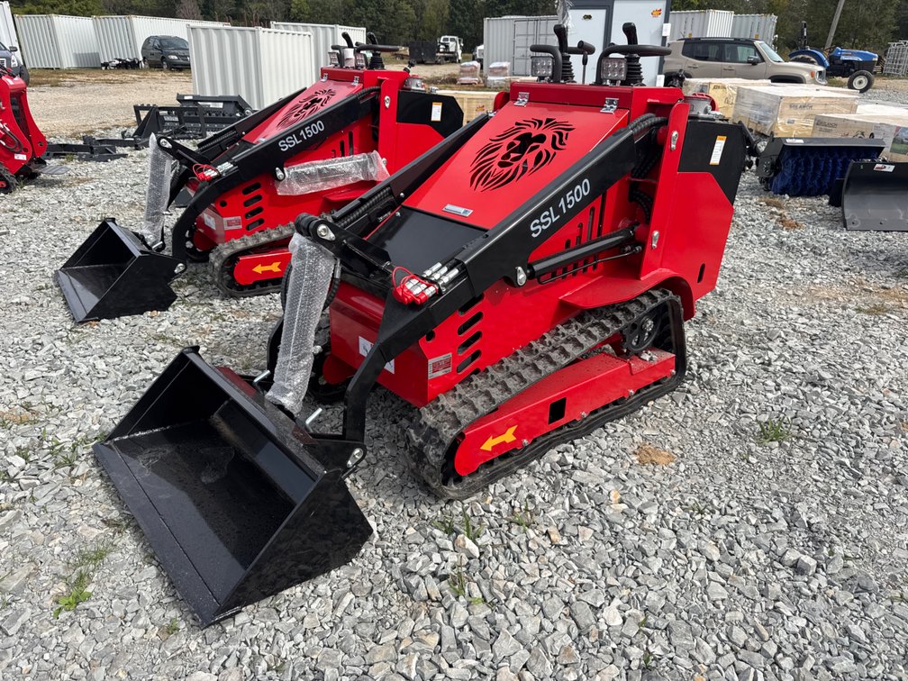 SD Launch SSL1500 diesel stand up mini skid steer