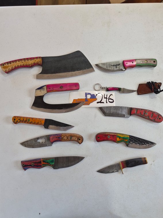 10 knives