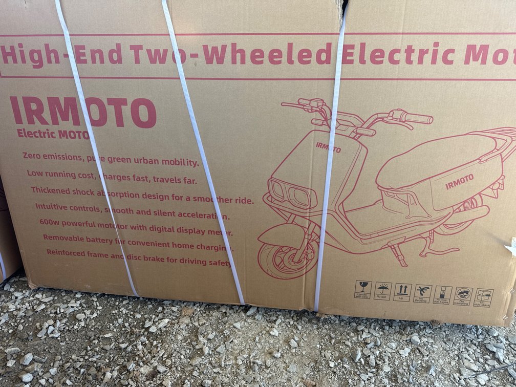 IRMOTO high end two wheeled electric scooter