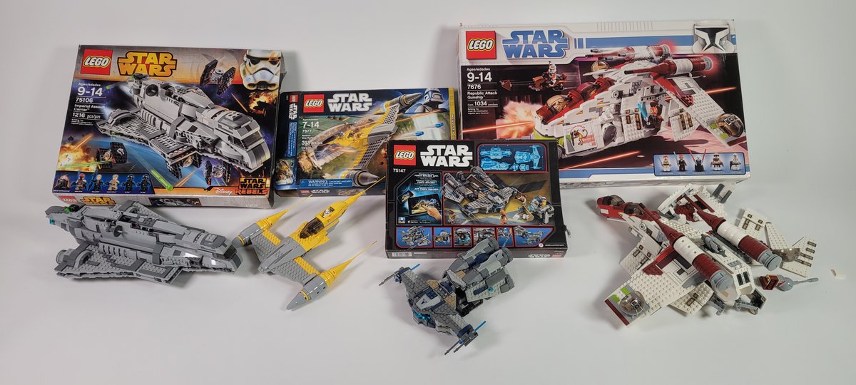 Lot of retired LEGO Star Wars sets