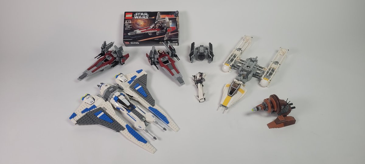 Lot of retired LEGO Star Wars