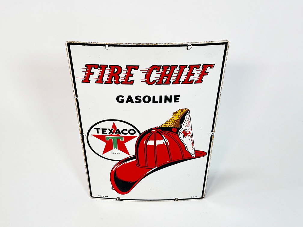 1959 Texaco Motor Oil single-sided porcelain pump plate sign. 