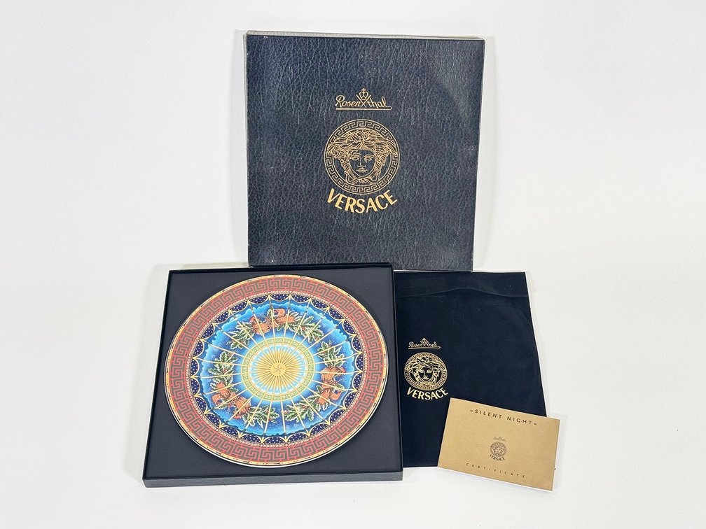 1999 Versace Silent Night by Rosenthal - Continental boxed Christmas Plate. 