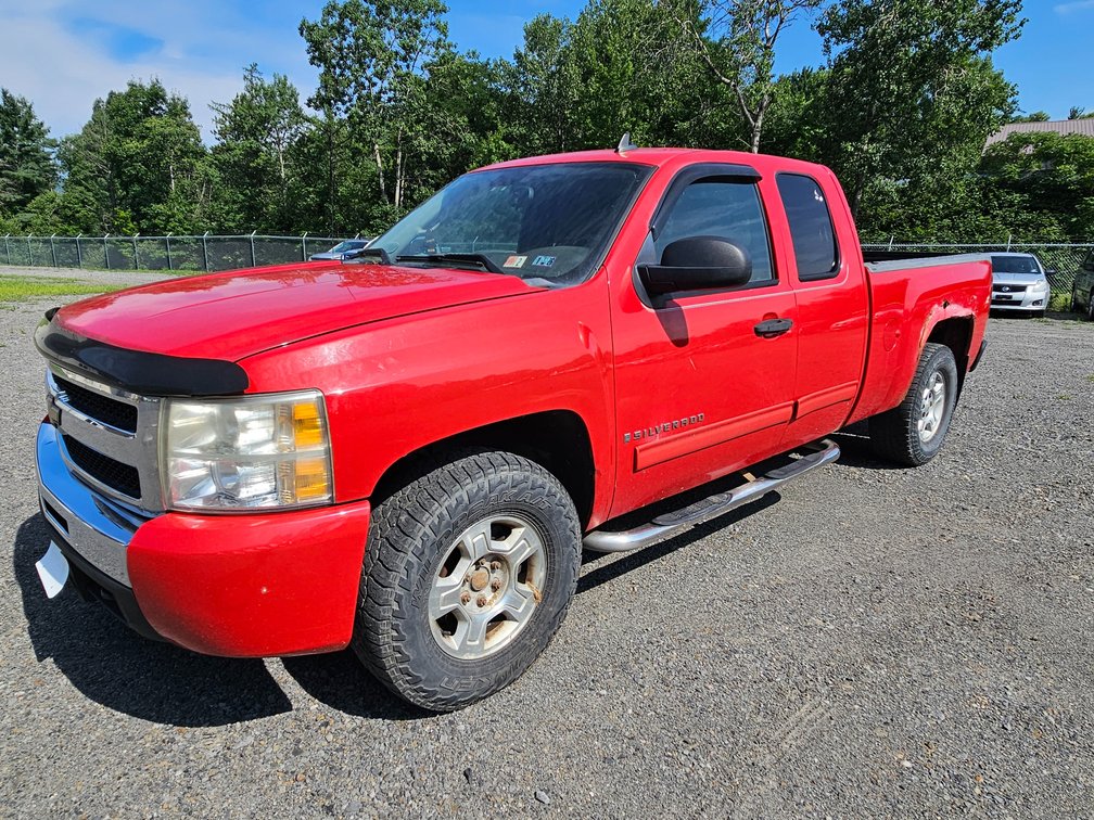 2009 Chevrolet Silverado Pickup Truck