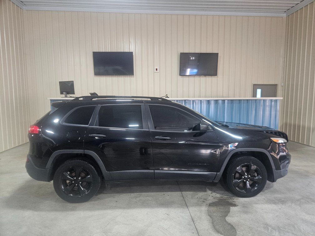 2017 Jeep Cherokee Multipurpose Vehicle (MPV)
