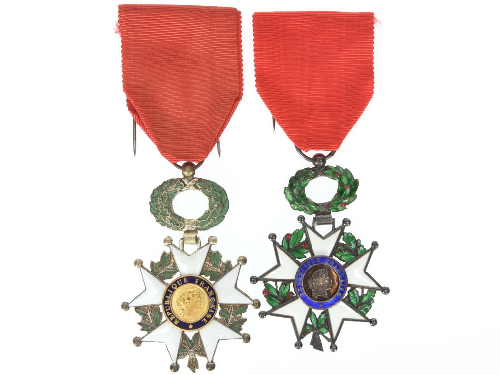 Pair of French Legion of Honor Medal - Chevalier - Post-WWII Fourth / Fifth French Republic