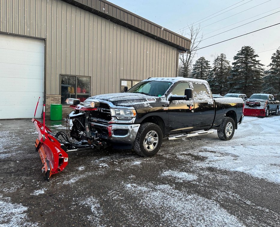 2020 Dodge Ram 3500 4WD Crew Cab Plow Truck