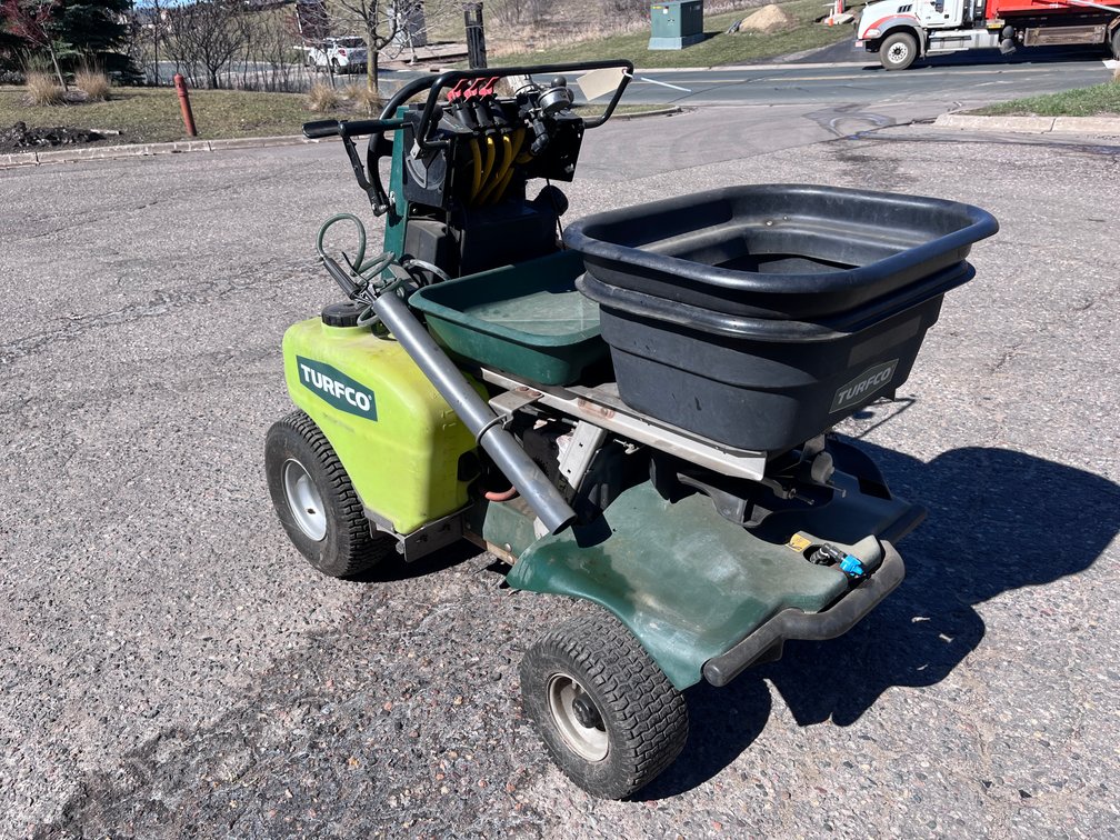 Turfo T3100 18 Gallon Fertilizer