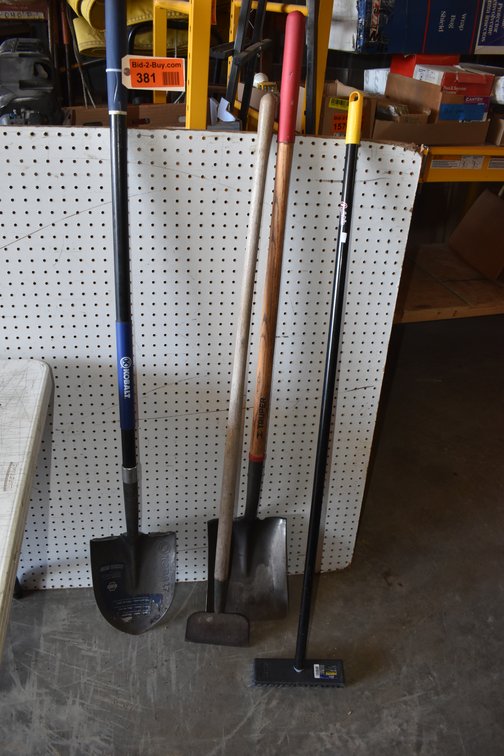 (2) Shovels, Scraper & Deck Scrub Brush