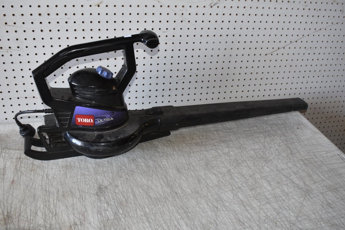 Toro Ultra Electric Leaf Blower