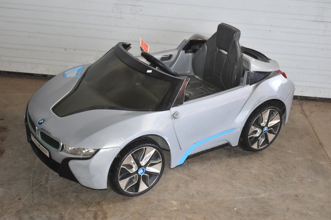 BMW 18 Concept Spyder Kids Riding Toy Car