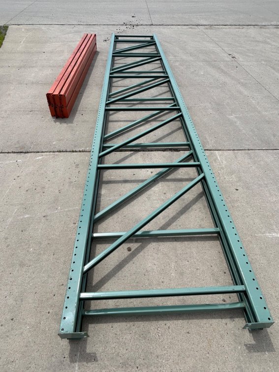 West Fargo Pallet Racking & Store Returns