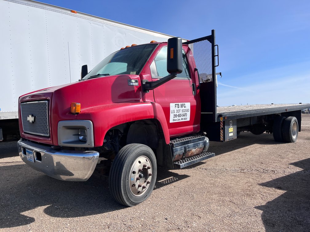 2006 Chevrolet C-6500 Straight Truck