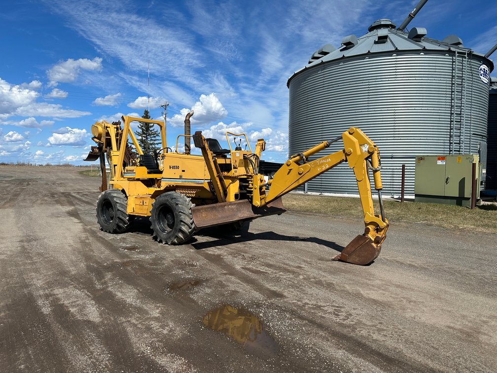 Forklifts, Vermeer Plow & Industrial Equipment