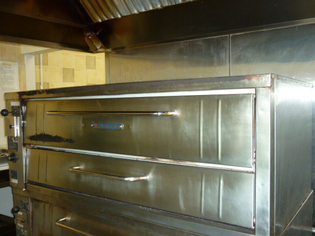 Pizzeria Complete Liquidation