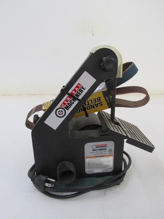Central Machinery 1" x 30" Belt Sander