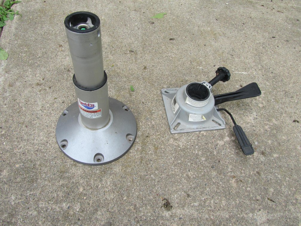 Swivl-Eze Boat Seat Bracket