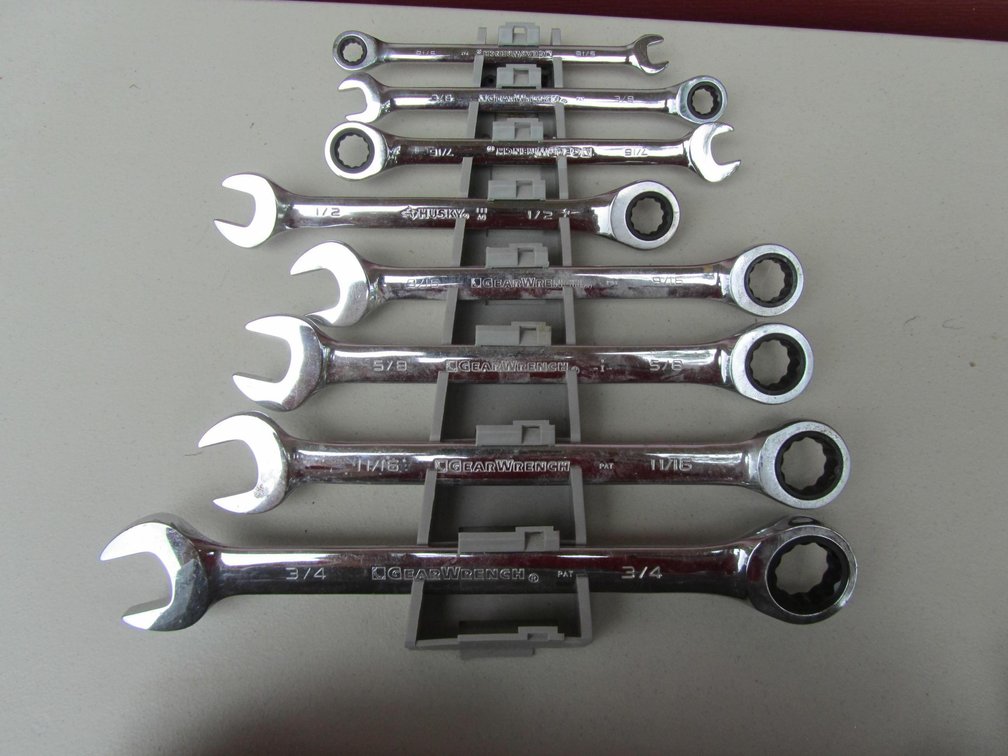 8pc. Gear Wrench Ratcheting Combination Wrench Set