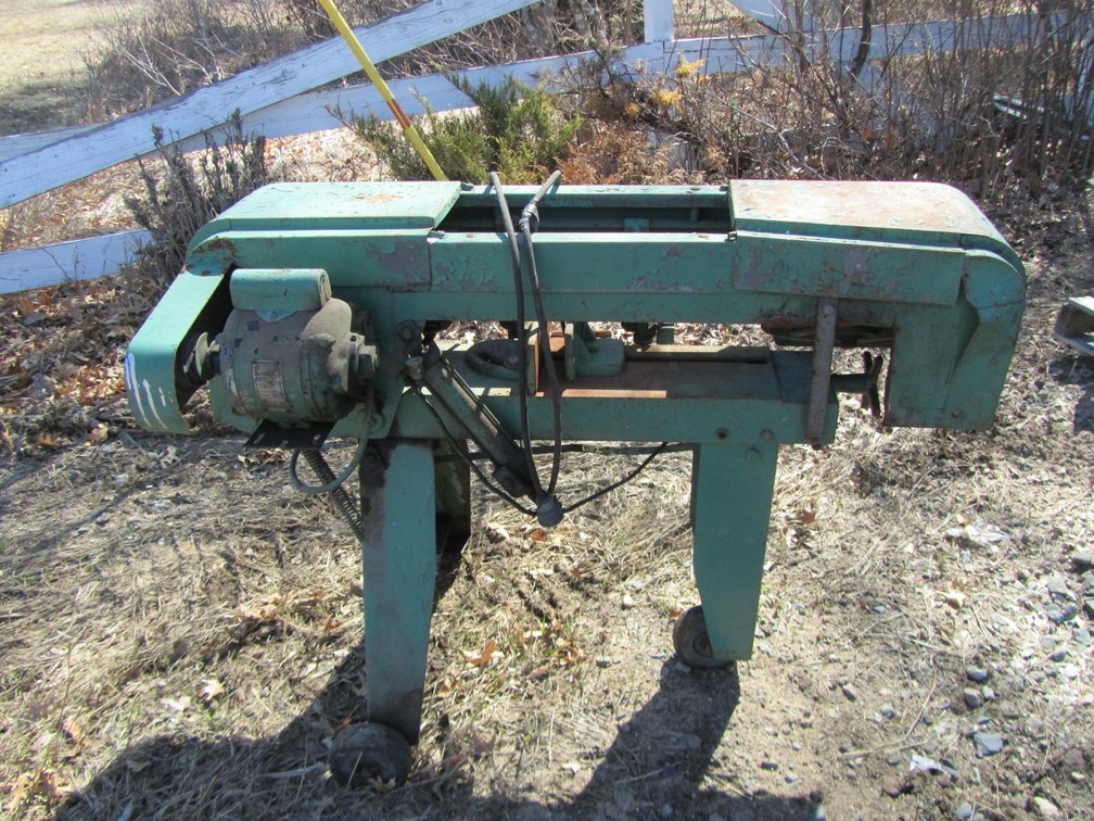 Johnson MFG. Model B Saw