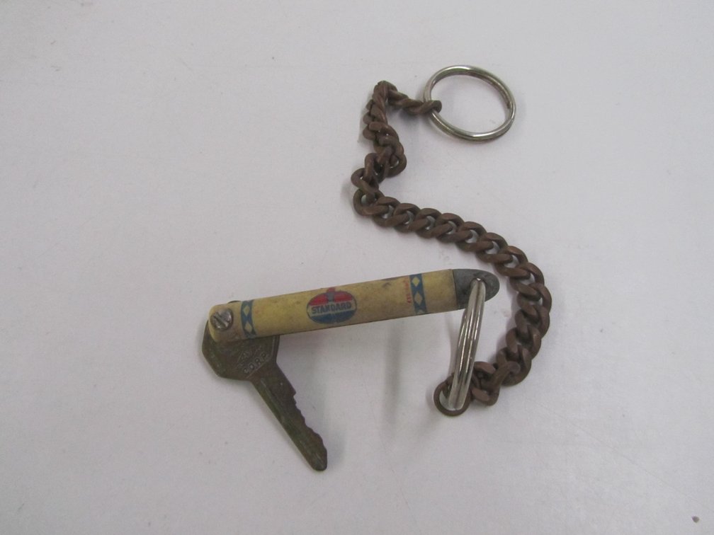 Vintage Standard Oil Key Chain