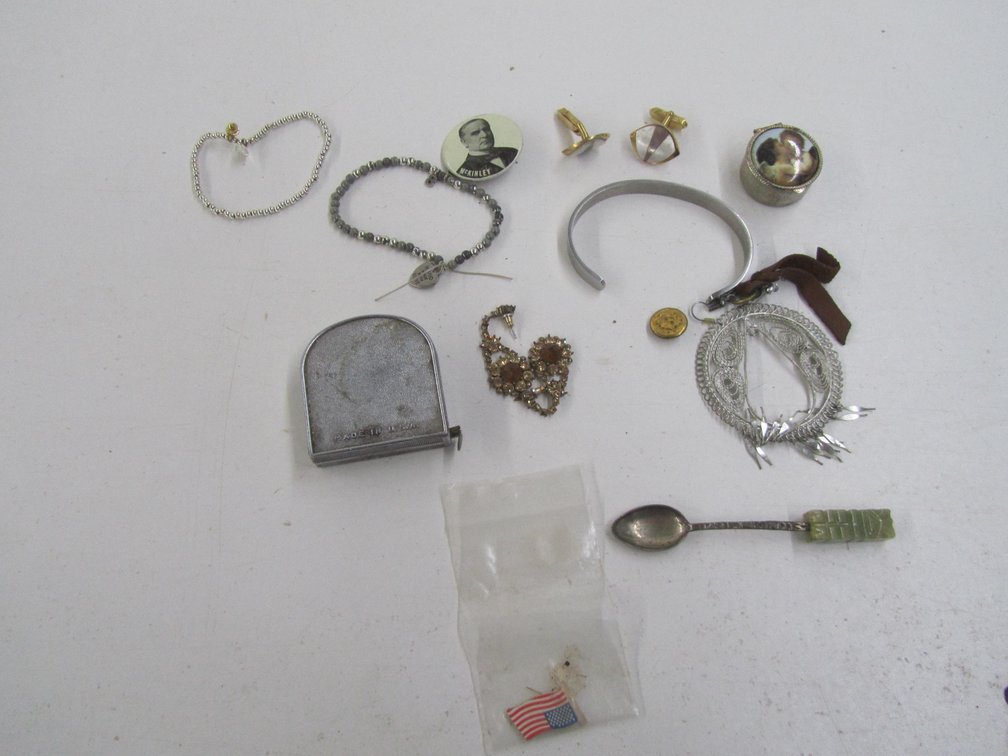 Lot Of Assorted Vintage Collectibles