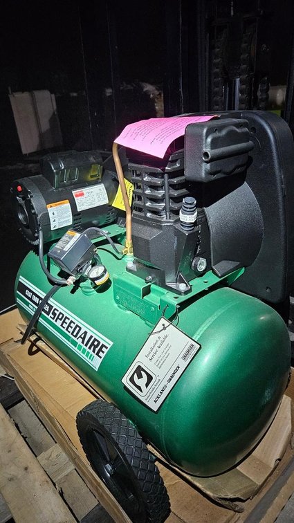 Dayton 4.5hp 120V Speed Aire Compressor