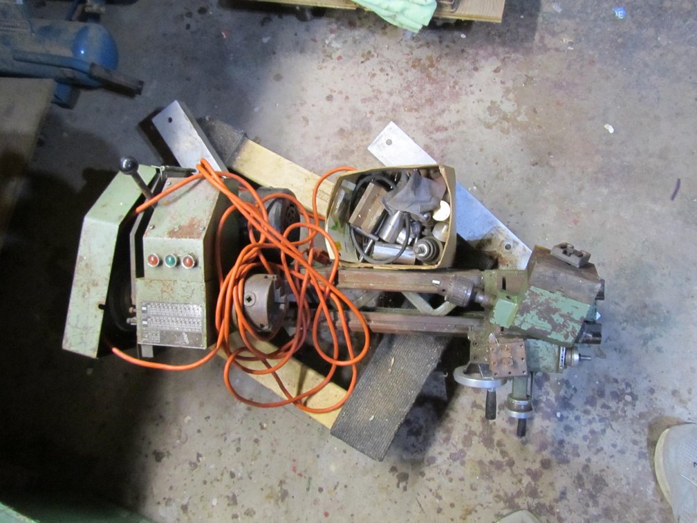 Central Machinery Metal Lathe