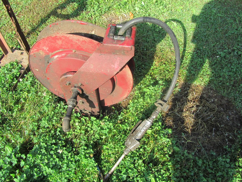 Air Hose Reel w/Wand