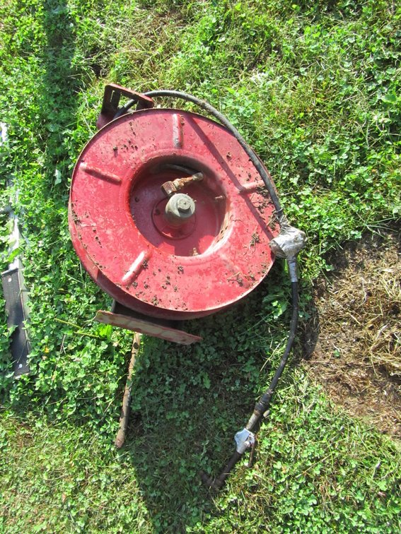 Air Hose Reel w/Wand
