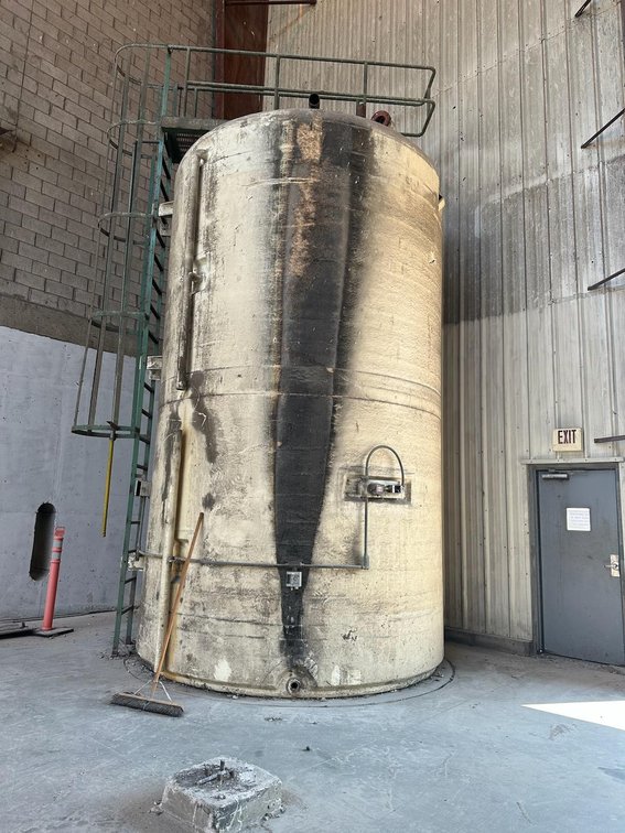 Jones & Hunt Inc Water Tank