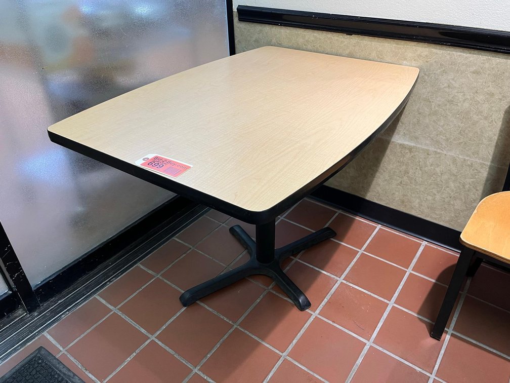 Table, 29-3/4" x 41-3/4" x 29" Tall