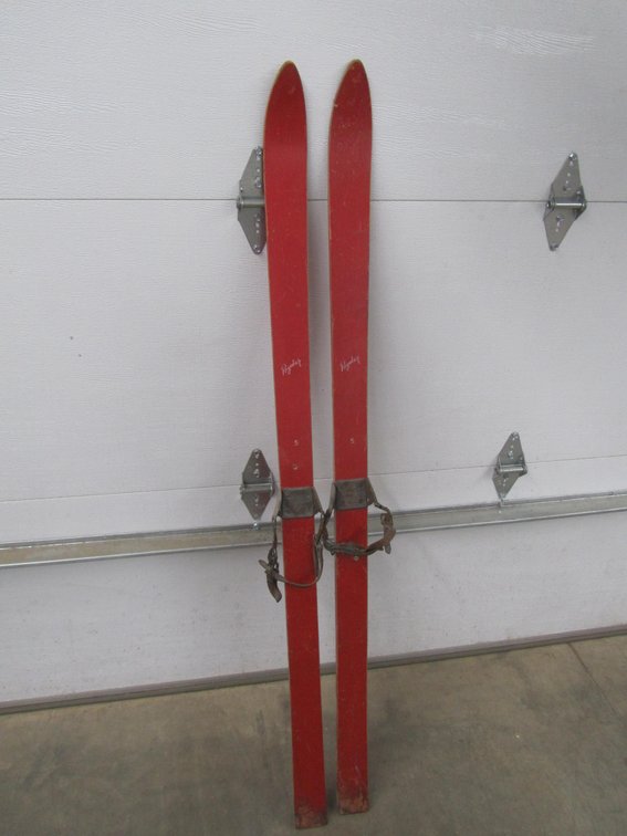 Pair Of Vintage Regular No. 5 Wood Skis