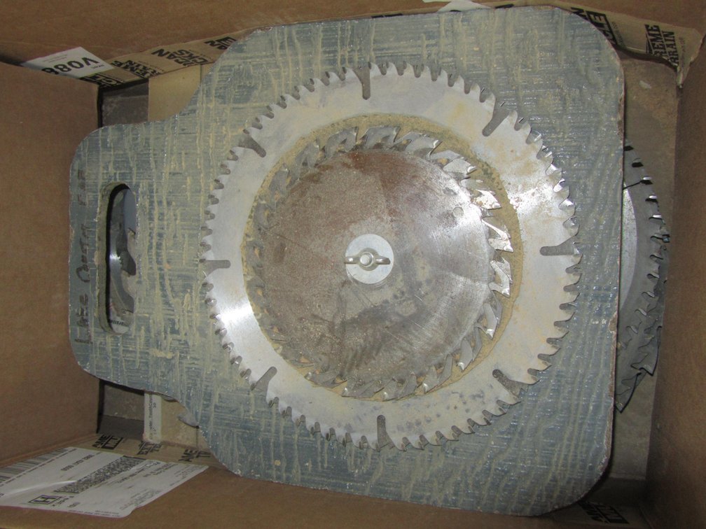 Lot Of Assorted Saw Blades