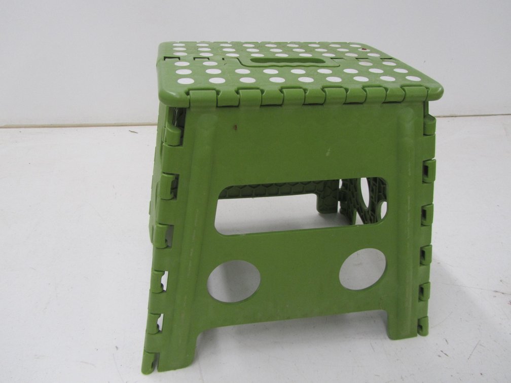 Plastic Step Stool-Folding